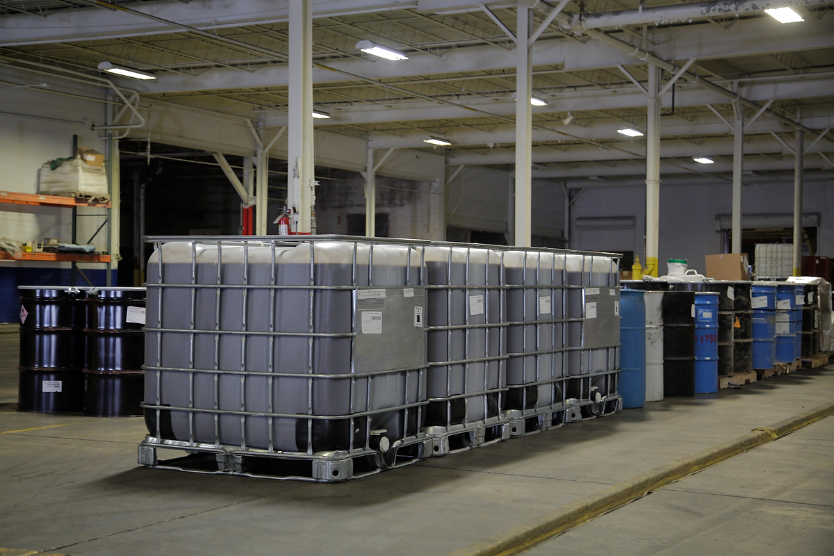 How to Select the Right Hazardous Waste Container – EnviroServe